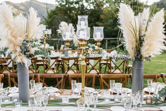 How to make a pampas grass wedding table décor centerpiece